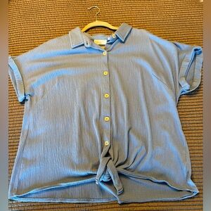 Kim Gravel Blue Button-Up and Tie bottom Women's Top